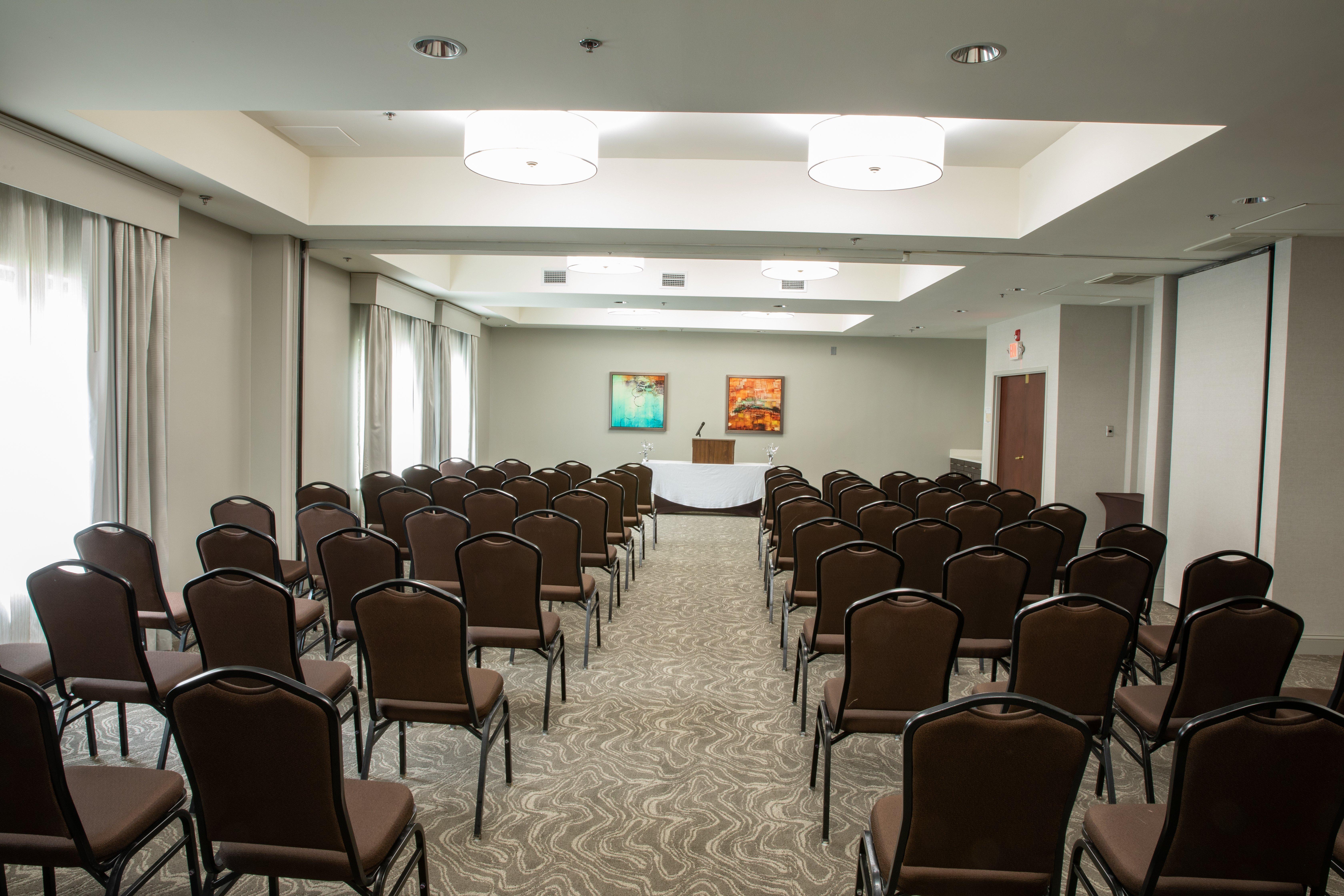 Holiday Inn & Suites Raleigh Cary By Ihg Exterior foto