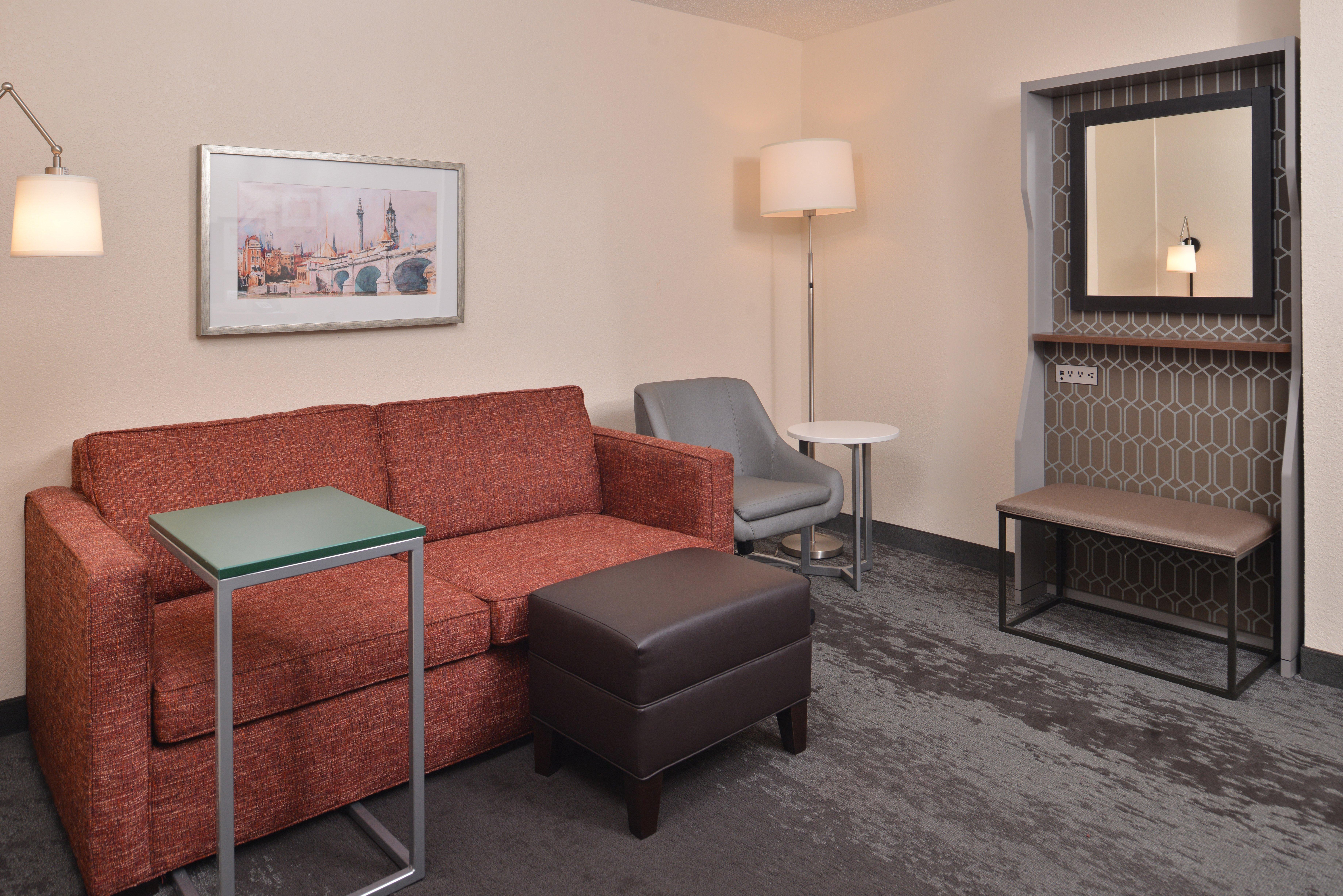 Holiday Inn & Suites Raleigh Cary By Ihg Exterior foto