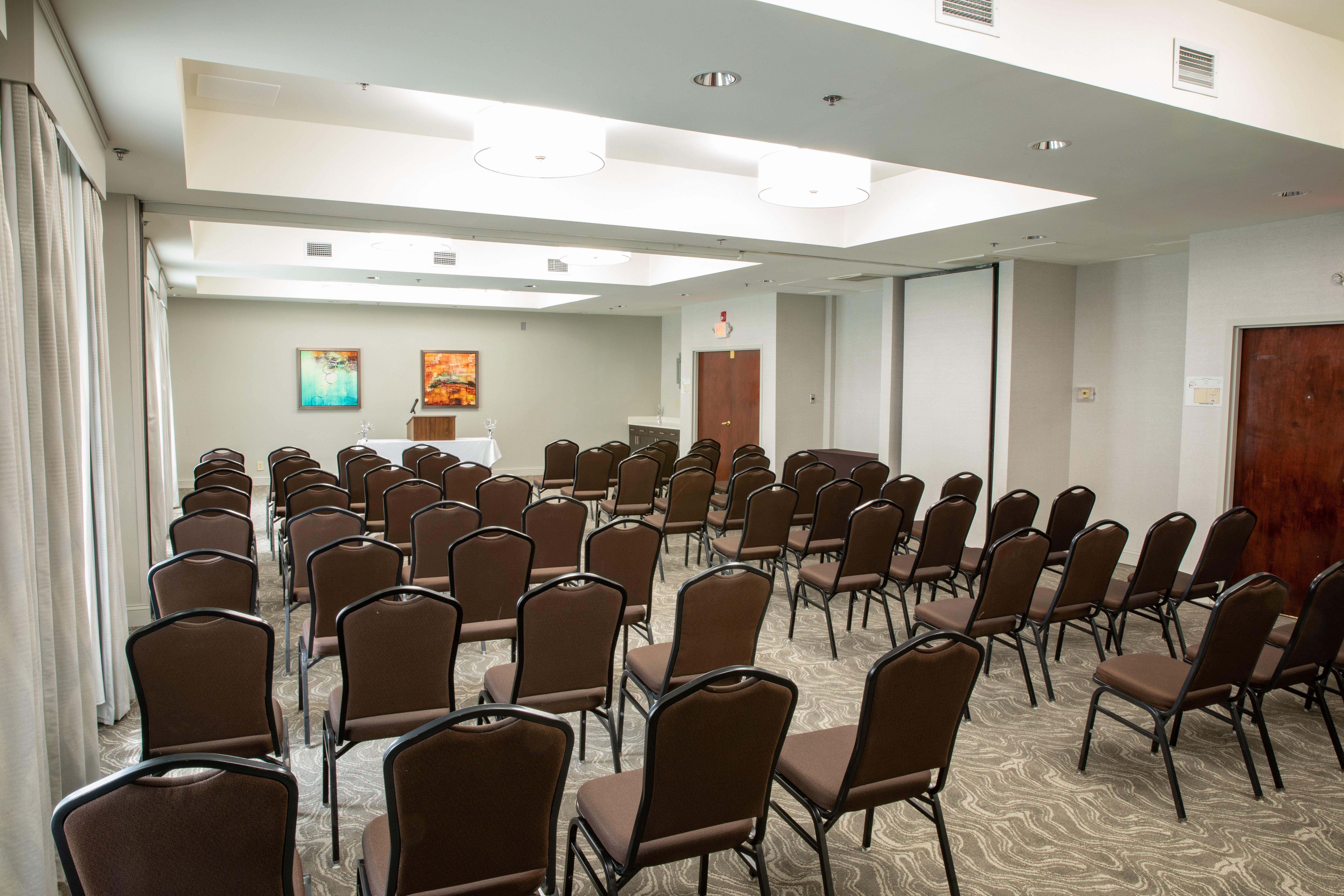 Holiday Inn & Suites Raleigh Cary By Ihg Exterior foto