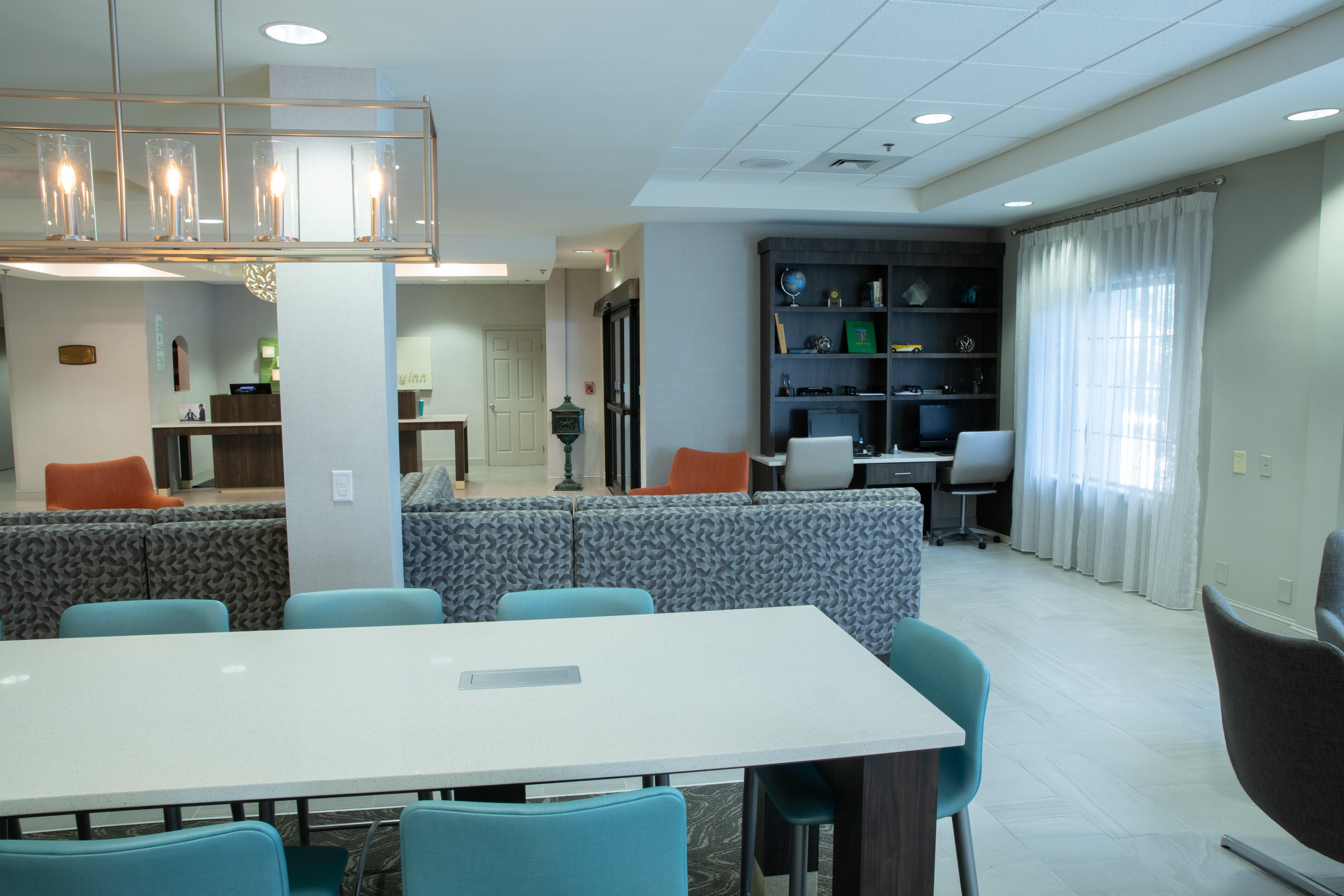 Holiday Inn & Suites Raleigh Cary By Ihg Exterior foto