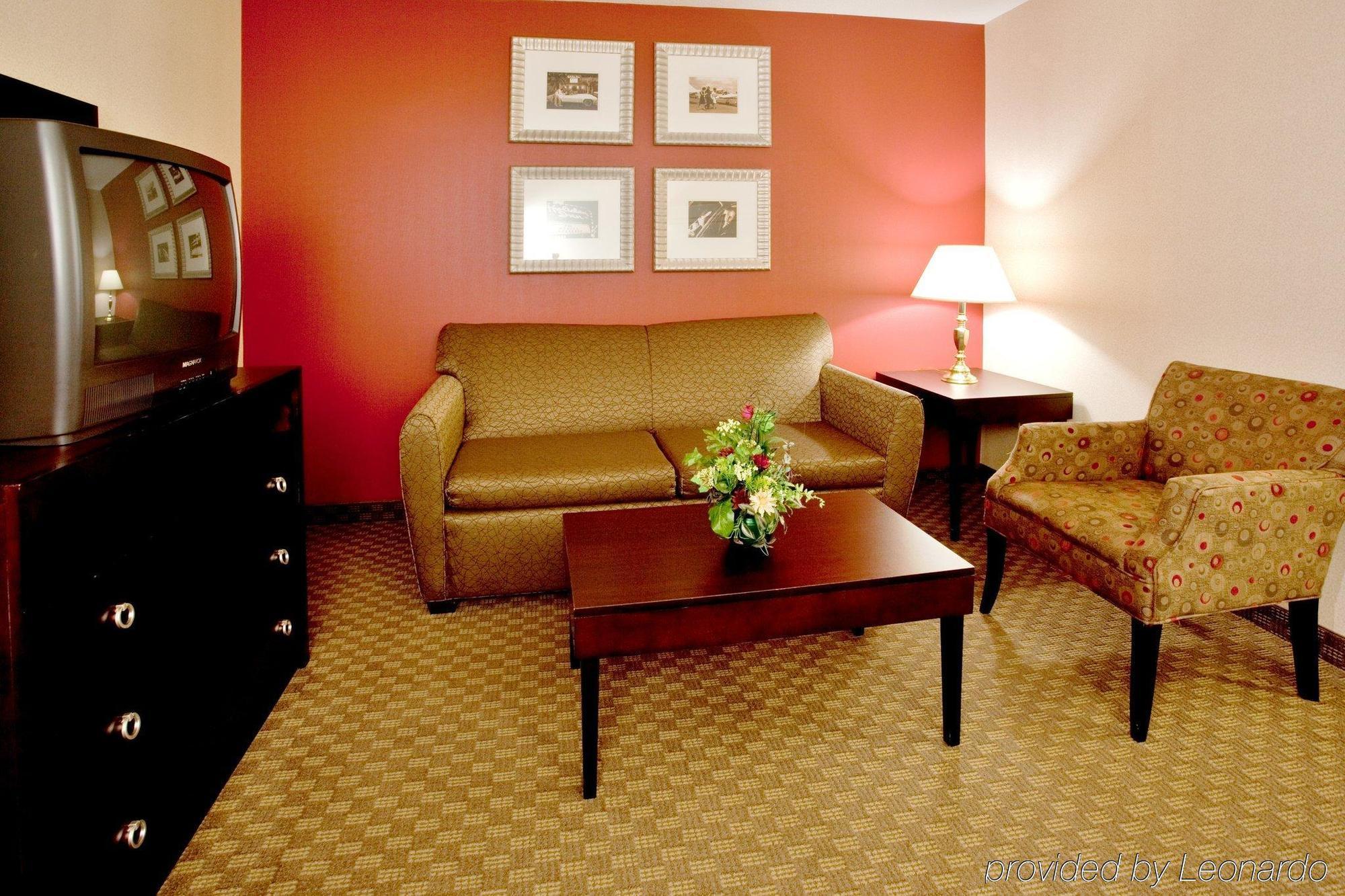 Holiday Inn & Suites Raleigh Cary By Ihg Quarto foto