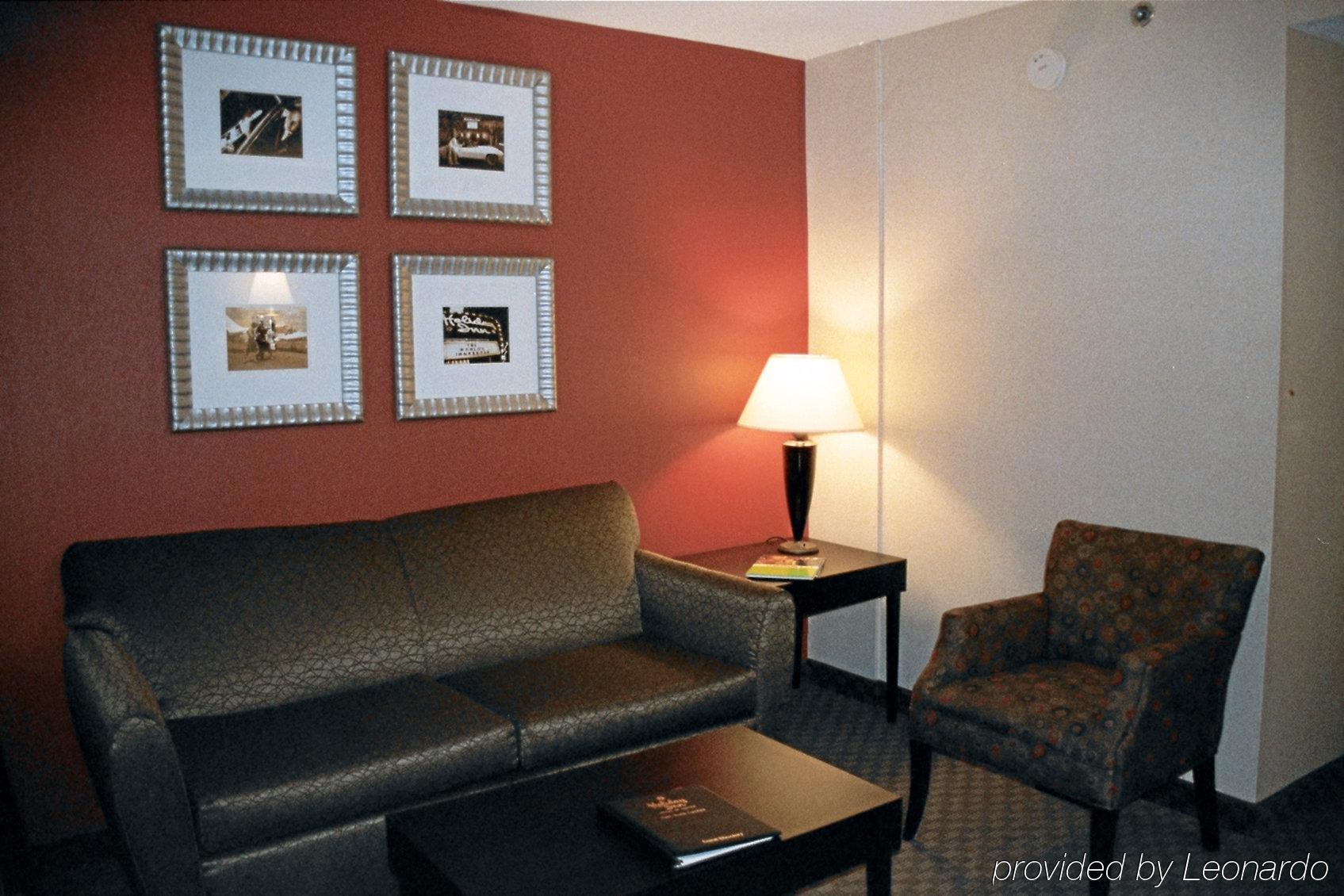 Holiday Inn & Suites Raleigh Cary By Ihg Quarto foto